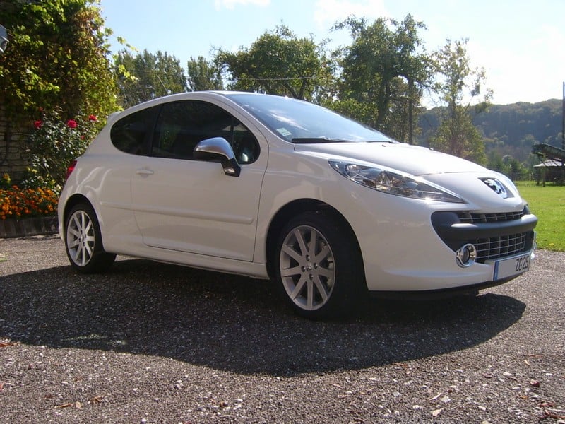 http://www.forum-peugeot.com/Forum/mesimages/9189/Copie de 3.JPG